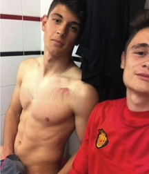 a look in the locker room 5c3df9162f438.jpg