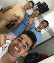 a look in the locker room 5c3df91de4b3a.jpg