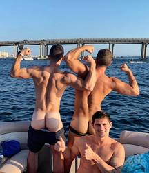 the fun ass of the friend 5c3df977053da.jpg