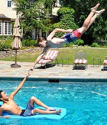 funny straight guys 5c400cc5e76b9.jpg