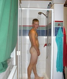 the B side in the shower 5c400d3447857.jpg