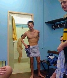 wonderful locker room 5c41784d6d55e.jpg
