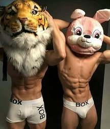 funny and sexy 5c4348e60c07e.jpg