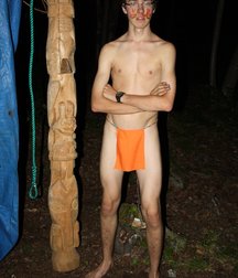 funny and sexy 5c43490346e82.jpg