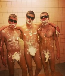 the boys in the local showers 5c449e4b42a26.jpg