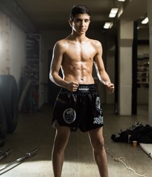 young boxing lovers 5c474a63a7141.jpg