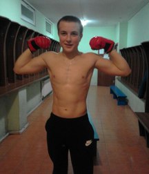 young boxing lovers 5c474a782509b.jpg