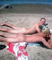 lie down to sunbathe 5c474b396eeb8.jpg