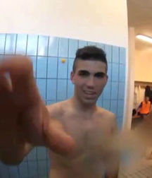 straight guys in the locker room 5c4e3bdd1f8a6.jpg