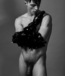 black and white 5c5c5d5e94cd1.jpg