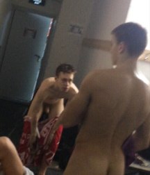 a look in the locker room 5c5c5e8d618c2.jpg