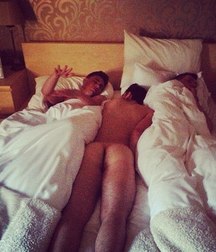 sleep with a friend 5c5e84e970d25.jpg