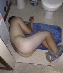 overly drunk 5c63dae253dce.jpg
