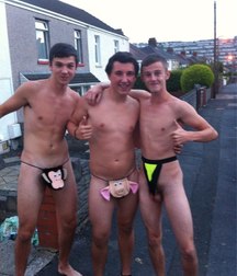 funny straight guys 5c6a6d2949701.jpg