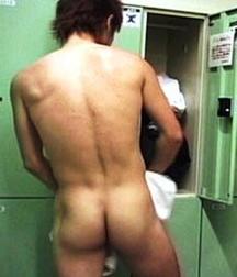 photos stolen in the locker room 5c6db6848b59e.jpg