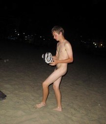 lovers of nudism 5c6f14e76aed0.jpg