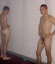 Men locker room 5c7568c826e39.jpg