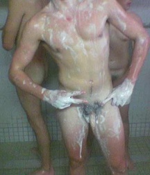 Men locker room 5c7568c992166.jpg