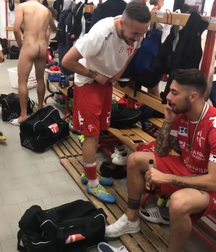 spying in the locker room 5c766b6930f94.png