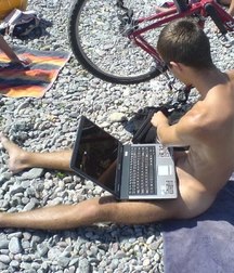 the straight guys 5c7b6c5329c79.jpg