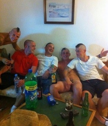 the straight guys 5c7b6c5888f32.jpg