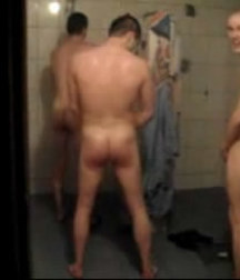 naked,straight boys in shower 5c7d51a3da3d9.jpg