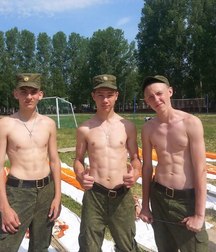 hurray the Russian army 5c82c591513e6.jpg