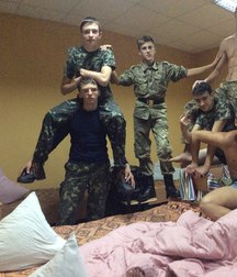 hurray the Russian army 5c82c5c98ca52.jpg