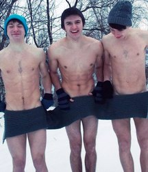 young straight friends 5c84e98588ee2.jpg