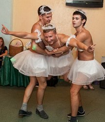 straight guys 5c84ea3d6248f.jpg