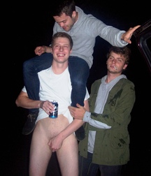 straight guys 5c84ea40007dc.jpg
