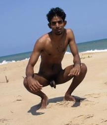 crouched and naked 5c86d5fde7120.jpg