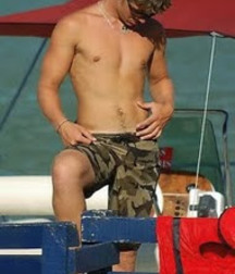 boys, boys,boys 5c897783d2d78.jpg