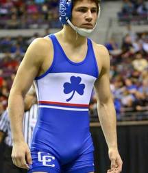 wrestlers 5c8c01cddc46d.jpg