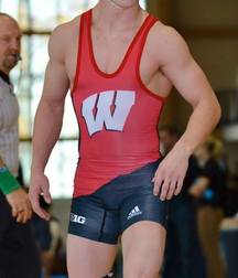 wrestlers 5c8c01d3b30a6.jpg