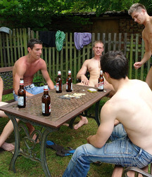 get drunk with friends 5c9246cbc187f.jpg