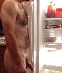 I'm naked and hungry 5c94fc259364a.jpg