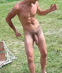 naked outdoors 5c98ffeb7a82e.jpg