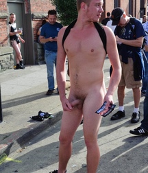 nudism in the city 5c9900999d751.jpg
