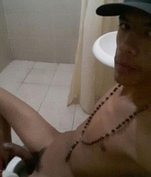 opss, caught in the bathroom 5c9d068679efc.jpg