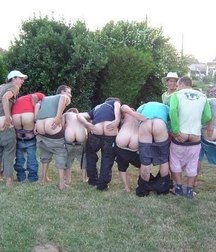 straight guys show their asses 5c9f15db5bf33.jpg