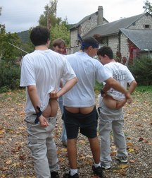 straight guys show their asses 5c9f15f96eb01.jpg