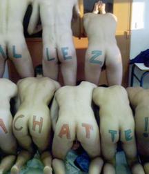 straight guys show their asses 5c9f16048a602.jpg