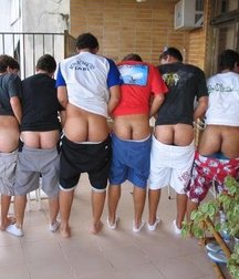 straight guys show their asses 5c9f160f05c51.jpg