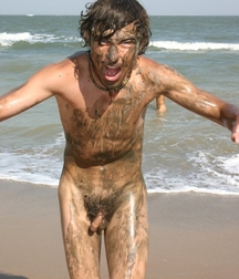 play with mud 5ca241d66b655.jpg