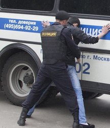 still! You are under arrest 5ca4317ab3256.jpg