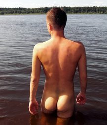 wet asses 5ca50153b2bc1.jpg