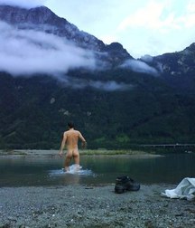 wet asses 5ca5016472480.jpg