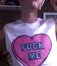 my favorite shirt 5ca6466adcfbd.jpg