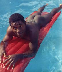 to float 5ca646a9d1883.jpg
